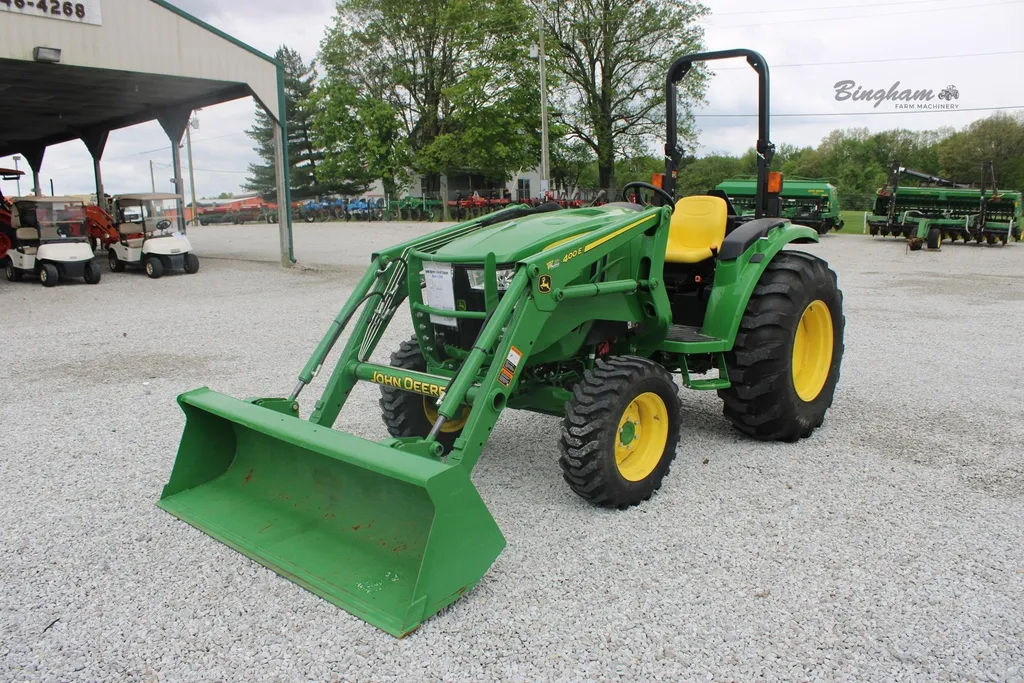 2018 JOHN DEERE 4044M
