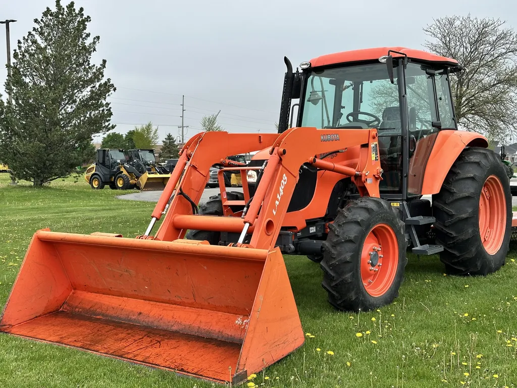 2013 Kubota M108