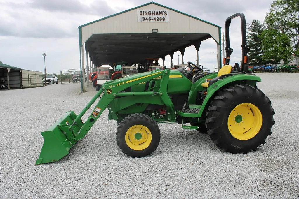 2018 JOHN DEERE 4044M