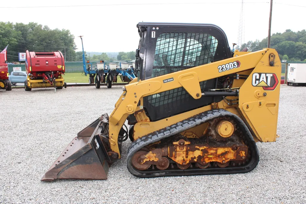 2020 Caterpillar 239D3 Skid Steer
