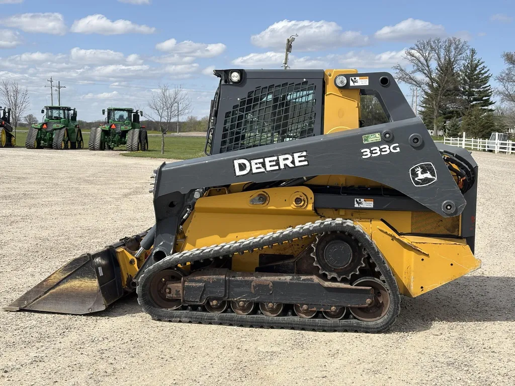 2016 Deere 333G Skid Steer