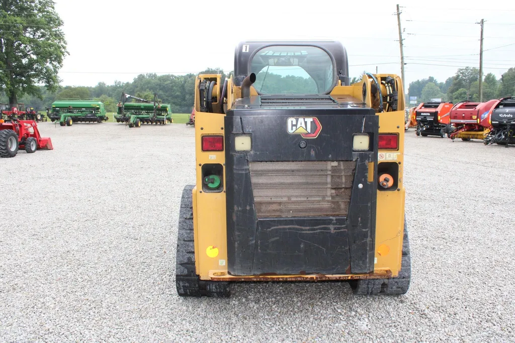 2020 Caterpillar 239D3 Skid Steer